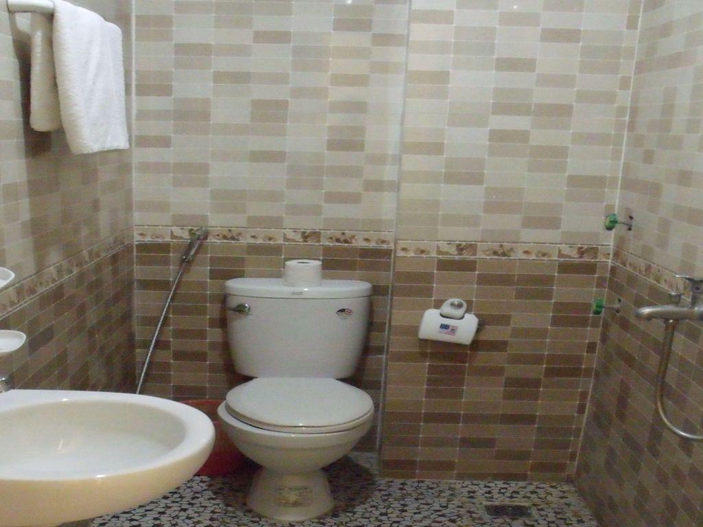 Thien Thanh Hotel Phong Nha Exterior photo